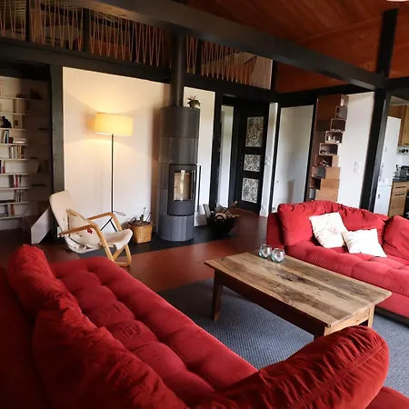 Les Petits Loups Salon Et Terrasse Prives Chalet